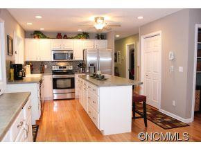 32 Orchard Drive - Photo 4