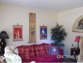 6B Riverchase - Photo 4