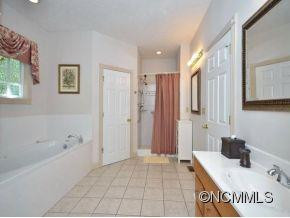 235 RAINTREE DRIVE - Photo 14