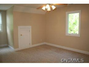 2526 Bobs Creek Rd - Photo 11