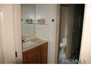 2526 Bobs Creek Rd - Photo 8