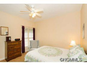 24 Little Cedar Court - Photo 12