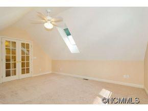 24 Little Cedar Court - Photo 15