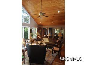 2009 Mountain Ash Circle - Photo 5