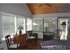 2009 Mountain Ash Circle - Photo 8