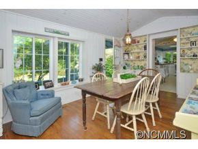 3517 Highway 176 - Photo 9