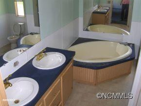111 Short Meadow Drive - Photo 5
