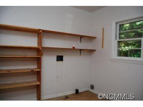 124 Skyview Dr - Photo 6
