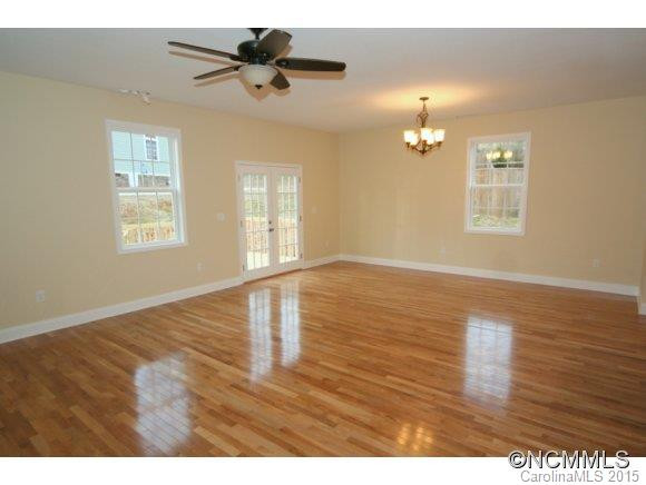 2 Halyn Lane - Photo 8