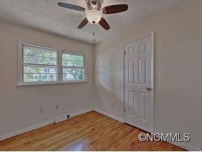 19 EVERGREEN AVE - Photo 9