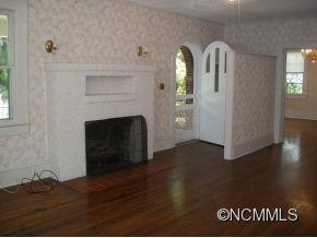 312 REGAL STREET - Photo 2
