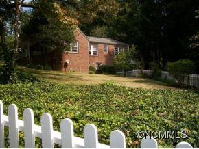 312 REGAL STREET - Photo 8