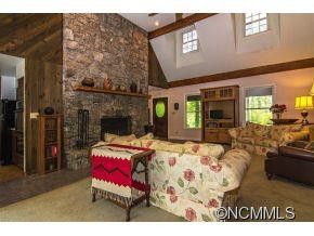 375 Holly Hill - Photo 3