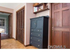 375 Holly Hill - Photo 6
