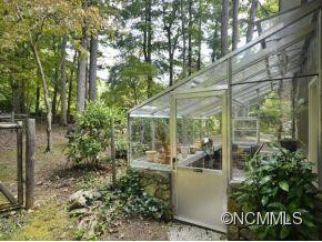 81 Forest Road - Photo 3