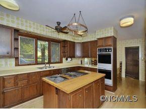 81 Forest Road - Photo 10