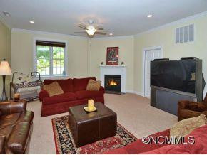 11 OAK GLEN - Photo 15