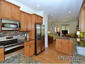 11 OAK GLEN - Photo 7