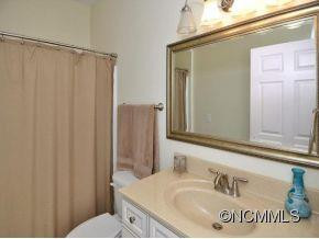 11 OAK GLEN - Photo 9