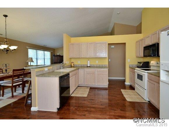 174 KARLA CIRCLE - Photo 4