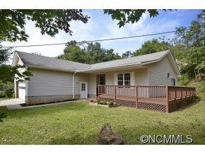 1 Mosers Place - Photo 4
