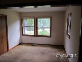 10 Fox Meadow - Photo 11
