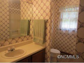 10 Fox Meadow - Photo 10