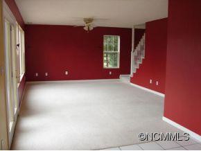 4 GOLDEN LANE - Photo 2