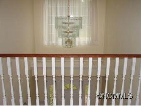 4 GOLDEN LANE - Photo 9