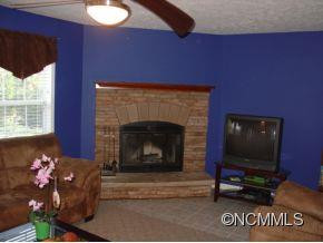 16 English Oaks - Photo 8