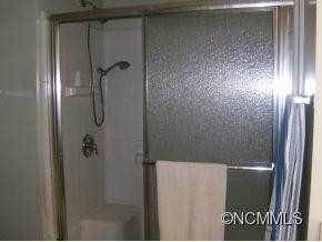 318 Laurel Park Place - Photo 15
