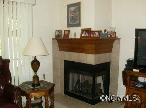 318 Laurel Park Place - Photo 8