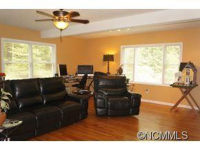 421 Hidden Woods Lane - Photo 4