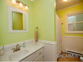 106 MOUNT EIRE DRIVE - Photo 11