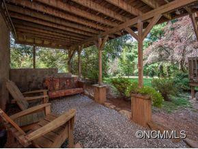 106 MOUNT EIRE DRIVE - Photo 15
