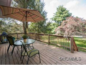 106 MOUNT EIRE DRIVE - Photo 3