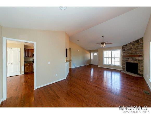 55 Glen Park Drive - Photo 5
