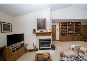 296 Laurel Park Place - Photo 11