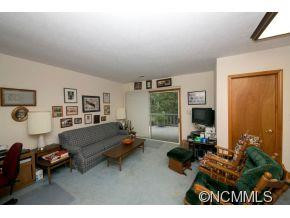 296 Laurel Park Place - Photo 16
