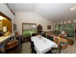 296 Laurel Park Place - Photo 7