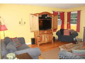 16 Ridgewood Avenue - Photo 8