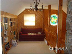 702 Valley View Circle - Photo 13