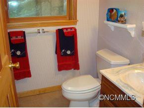 702 Valley View Circle - Photo 17