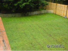 370 Maple Street - Photo 7