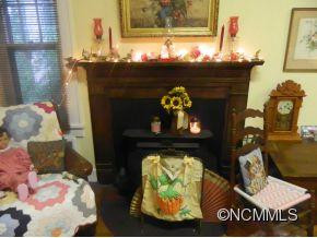 370 Maple Street - Photo 9