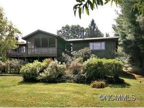 123 COLLEGE CIRCLE - Photo 17