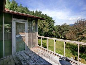 123 COLLEGE CIRCLE - Photo 24