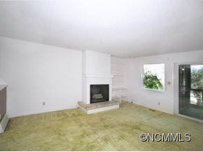 123 COLLEGE CIRCLE - Photo 4