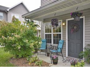 53 STAFFORD COURT - Photo 2