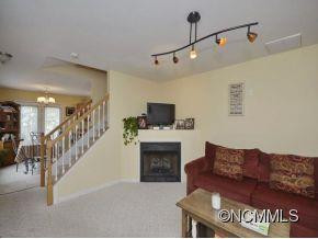 53 STAFFORD COURT - Photo 4